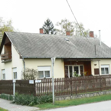 Holiday home Moricz Haz